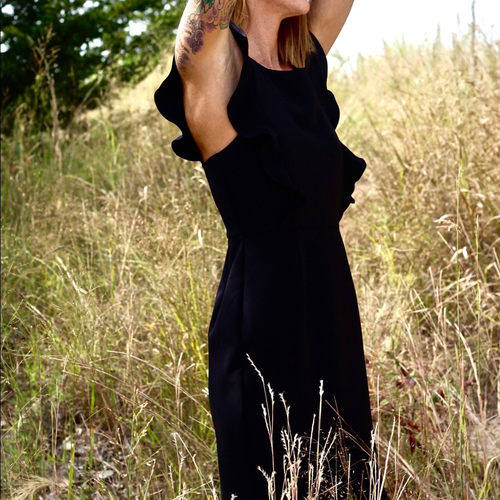 Sleeveless black dress